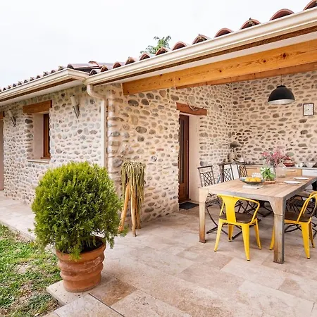 Charmante Maison En Pierre Avec Jardin *
