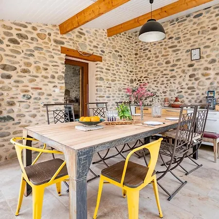 Charmante Maison En Pierre Avec Jardin *