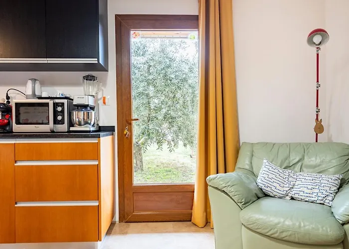Charmante Maison En Pierre Avec Jardin Holiday home *